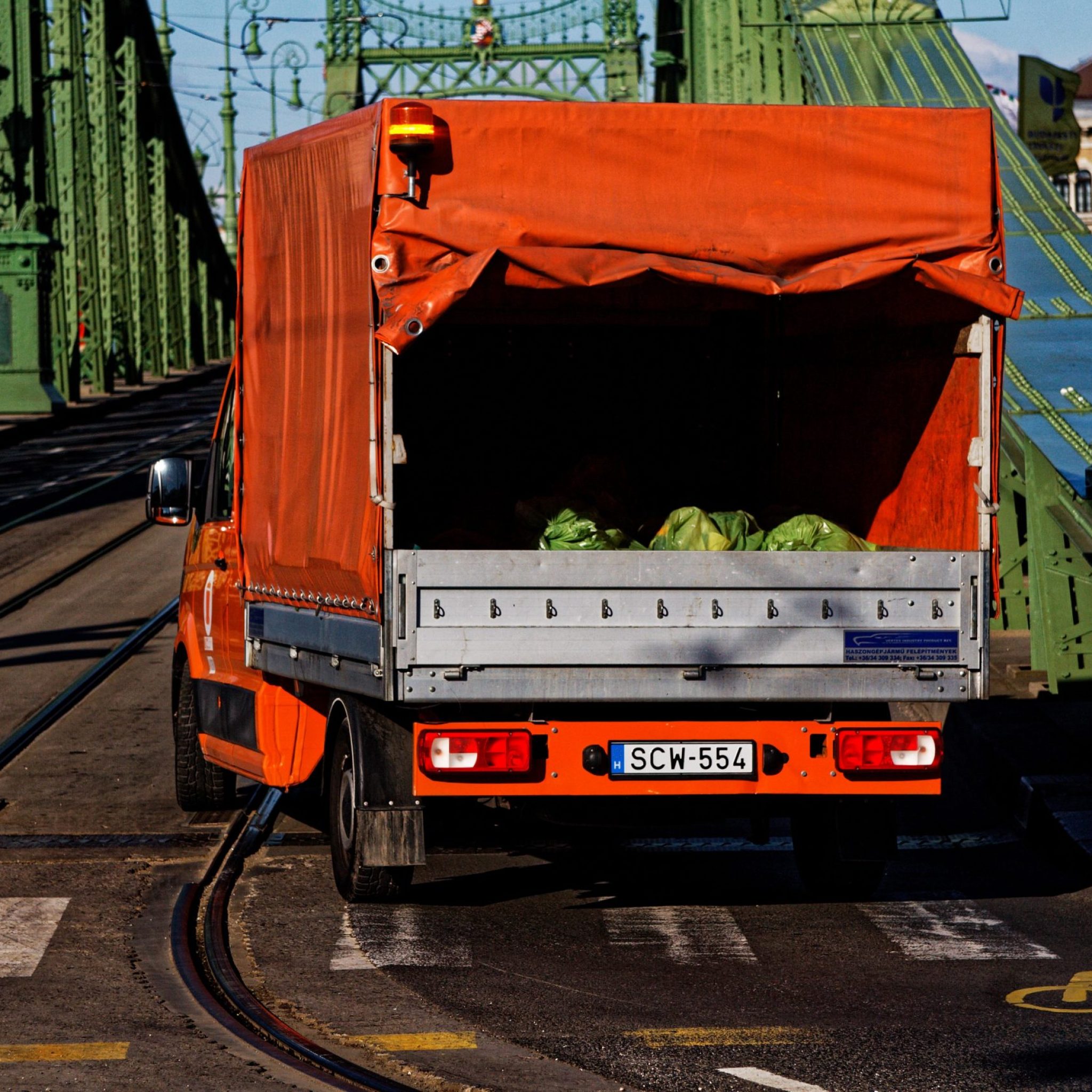 truck-7126333